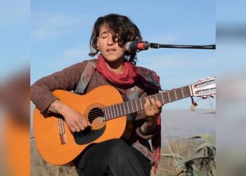 La FPMC invitan al concierto “Música sin Mapa”, de la cantante y compositora Maya Bellazzecca