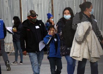 California se convierte en el primer lugar de garantizar atención médica gratuita a migrantes