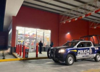 Sujetos armados asaltan una refaccionaria en Cancún, no hay detenidos