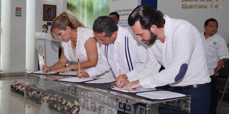 Firman convenio de colaboración en la implementación del registro y actualización de los prestadores de servicios turísticos en Solidaridad
