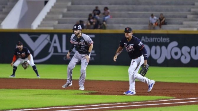 Los Tecolotes toman ventaja en la serie