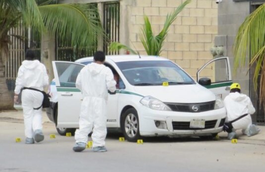 Ataque armado se cobra la vida de un taxista y deja un menor herido en Cancún