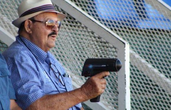 Fallece legendario scout internacional Mike Brito