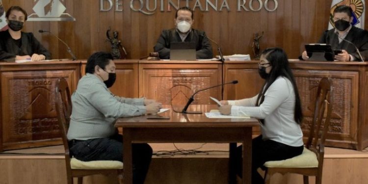 Teqroo desecha queja panista contra Estefanía Mercado