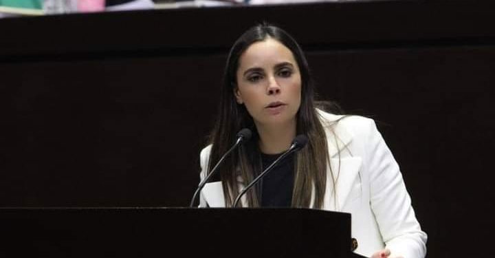Cómo diputada federal Ana Paty Peralta abogó por las trabajadoras del hogar