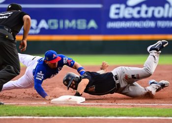 Tigres funde a Acereros