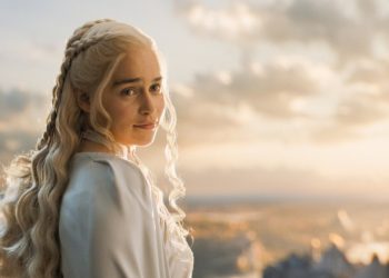 Perdió “una buena parte” de su cerebro Emilia Clarke después de sufrir dos aneurismas grabando ‘Game of Thrones’