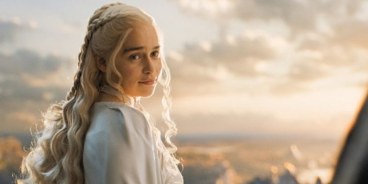 Perdió “una buena parte” de su cerebro Emilia Clarke después de sufrir dos aneurismas grabando ‘Game of Thrones’