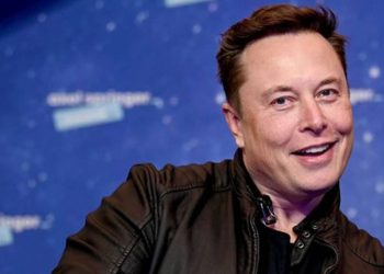 Elon Musk no sale de una para entrar en otra polémica, quiere comprar Coca-Cola para ‘volver a ponerle cocaína’