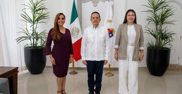 Presenta Mara a Anahí González ante Carlos Joaquín como la representante del equipo de transición