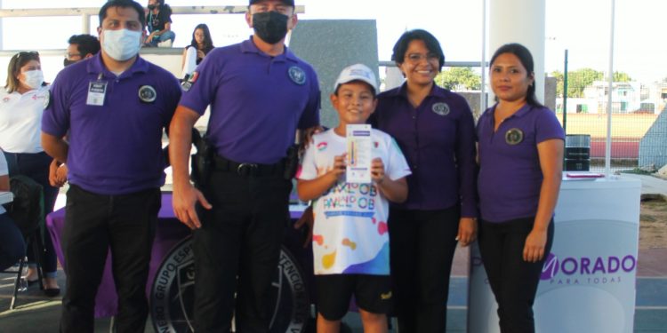 Lleva Policía Quintana Roo Benito Juárez «Proximidad por tu Seguridad» en la supermanzana 71