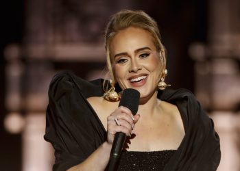 Adele confirma nuevas fechas para su residencia en Las Vegas