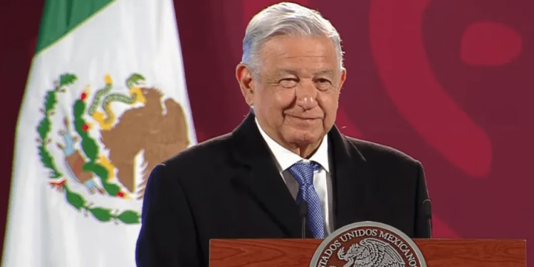 AMLO culpa a conservadores de buscar que exista un conflicto entre su gobierno y los religiosos