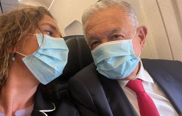 AMLO vuela junto con su esposa para reunirse con el presidente Joe Biden de Estados Unidos
