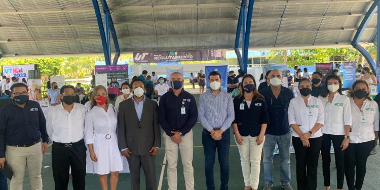Organiza UT Cancún BIS feria de reclutamiento para estadías profesionales