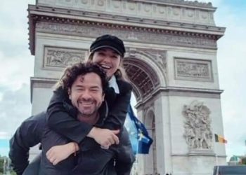 Aparece Diputado faltista; esta en París con la actriz Sherlyn