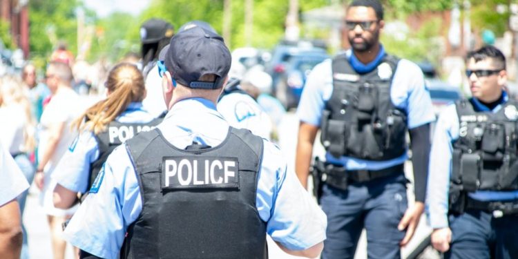 Al menos un persona muerta y cinco heridos tras un tiroteo en el bar de Kansas City