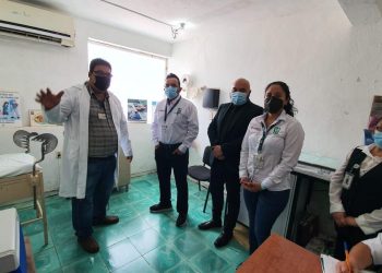 Supervisa titular del IMSS Quintana Roo en Unidades Médicas del sur del estado