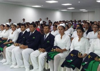 UQROO acredita carrera de enfermería