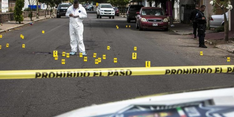 Según la Fiscalía suman 124 mil 881 la cifra de homicidios dolosos en México