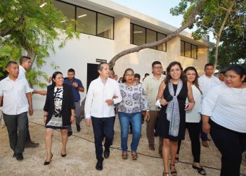 Inaugura Carlos Joaquín el FARO Quintana Roo