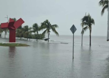 Reportan inundaciones en varias zonas de Chetumal