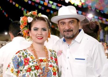 Ayuntamiento de Solidaridad convertido en negocio familiar de Lili Campos