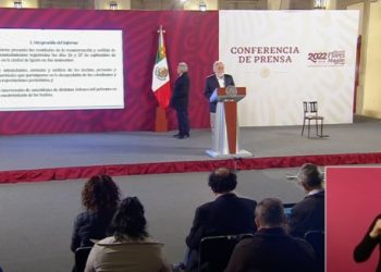 Alejandro Encinas, defiende su informe sobre la desaparición de los 43 normalistas de Ayotzinapa