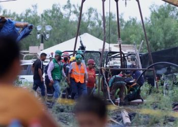 AMLO aseguró que lo que suceda este día será decisivo para que los buzos puedan ingresar al sitio