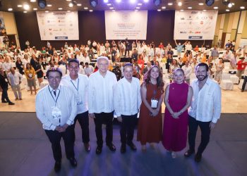 Afianzamos nuestro liderazgo turístico para generar beneficios hacia todos: Carlos Joaquín