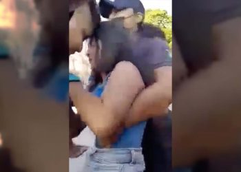 Difunden video de la detención joven madre quien fue hallada sin vida horas después en Oaxaca