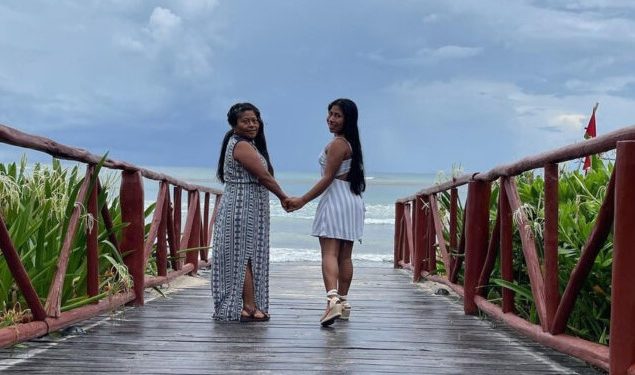 Yalitza Aparicio se toma unos días libres en la Riviera Maya