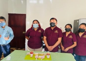 Presentan paletas de Báalche’, bebida sagrada de los mayas