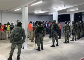 Niegan el ingreso al país a 145 personas provenientes de Haití por documentación falsa