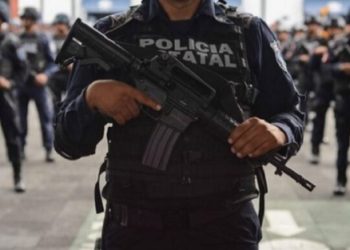 Acusan de homicidio doloso de tres personas en hechos separados a dos policías estatales en Veracruz