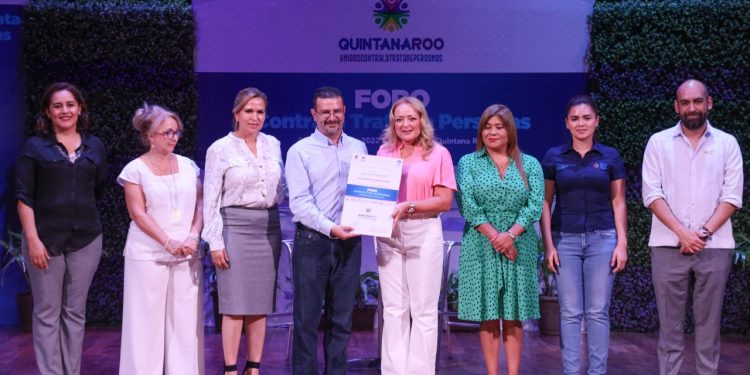 Hay que decir NO a cualquier intento de explotación que atente contra la libertad y los derechos: Gaby Rejón de Joaquín