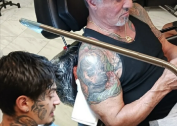 Sylvester Stallone cubrió tatuaje de su ex esposa con retrato de su perrito Butkus