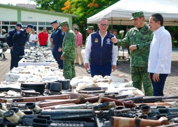 A quienes quieran desestabilizar, generar pánico y destruir lo construido por todos, ¡No se los vamos a permitir!: Carlos Joaquín