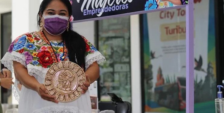 SEMUJERES y Fundación ADO inauguran la Segunda Feria de Mujeres Emprendedoras