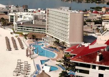 Coneval reconoce que Quintana Roo disminuyó la pobreza laboral y lo ubica como el tercero nacional en lograrlo