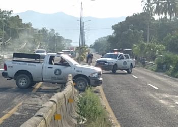 UPOEG ataca al Vicefiscal Ramón Celaya Gamboa y al equipo que lo acompañaba