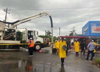 Activa la CAPA operativo de atención en Chetumal ante las lluvias de la onda tropical número 23