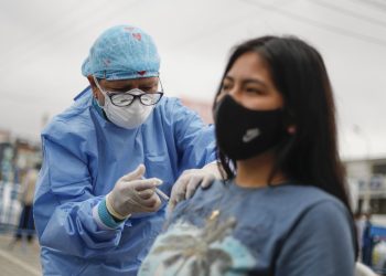Anuncian fechas para la aplicación de la segunda dosis de la vacuna Pfizer para menores de 12 a 17 años