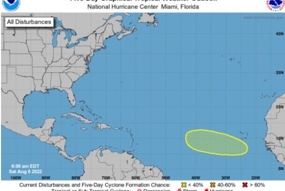 Mantienen bajo vigilancia onda tropical ubicada actualmente en costas africanas