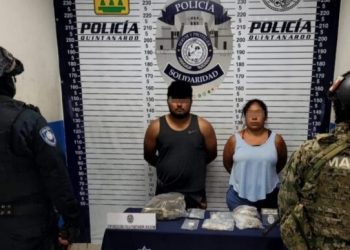 Aseguran a pareja de presuntos narcomenudistas en Playa del Carmen