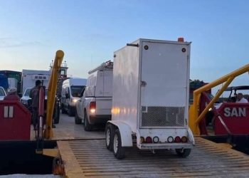CFE restablece la electricidad en el 90% de Holbox