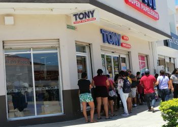 Incrementa un 30 % los precios en papelerías