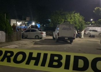 Registran otro feminicidio en Cancún; encuentran a una mujer asesinada envuelta en una sábana en la región 252