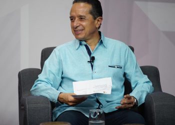 Quintana Roo mantiene el crecimiento de ciudades y comunidades, que contribuye a disminuir la desigualdad: Carlos Joaquín