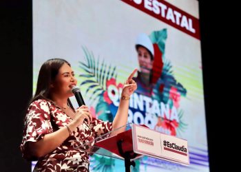 Rinden protesta enlaces del movimiento #EsClaudia en Quintana Roo